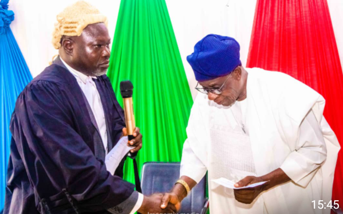 Ex-deputy governor, Adeyemo sworn-in as Oyo APC chair, urges support for Tinubu