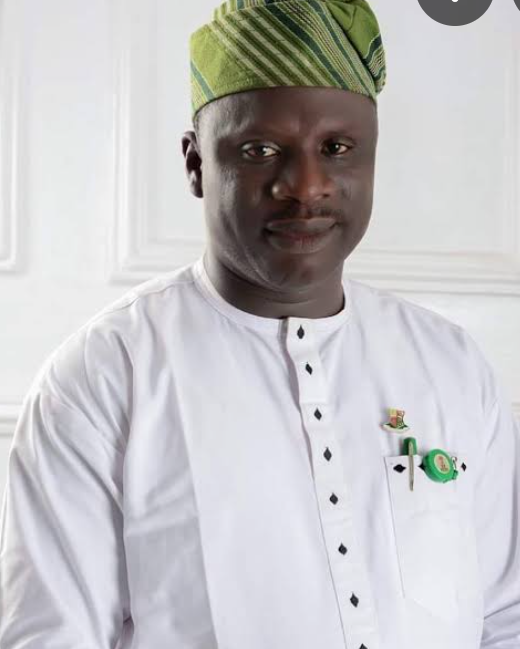 Makinde’s aide felicitates Christians, advocates unity, love, focus on Easter Celebration