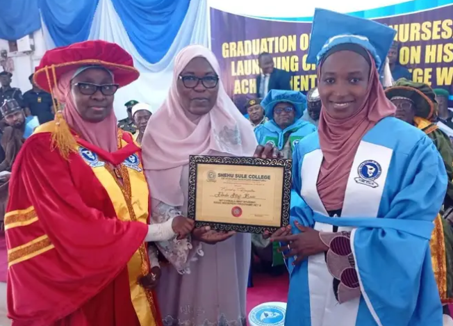 Yobe State Government Approves Automatic Employment Of 416 Graduating Nurses And Midwives